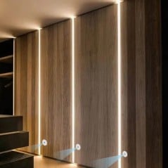 Capteur de mouvement laser pour couloirs