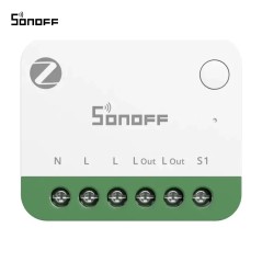 Sonoff MINI-ZB1GSP dall'alto: la morsettiera verde, il pulsante di associazione e il LED di stato
