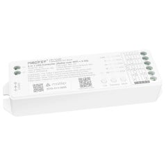 Controlador LED MiBoxer ML5 en vista tres cuartos sobre fondo blanco