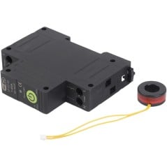 Interrupteur WiFi 1P-DJ-63 vu de côté avec le tore de mesure du courant de fuite et son câble