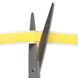 3-reihiger COB-LED-Streifen – 13000 Lumen/m | Kraftvolles und gleichmäßiges Licht