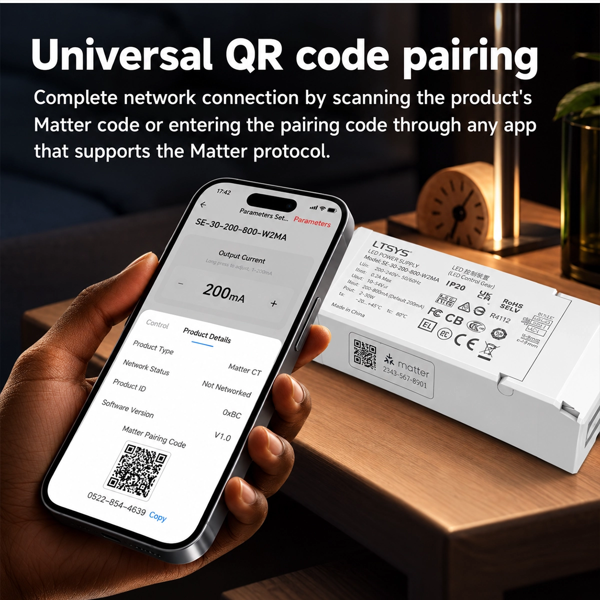 Abbinamento del driver LED Matter con il codice QR inquadrato dallo smartphone in un'app compatibile